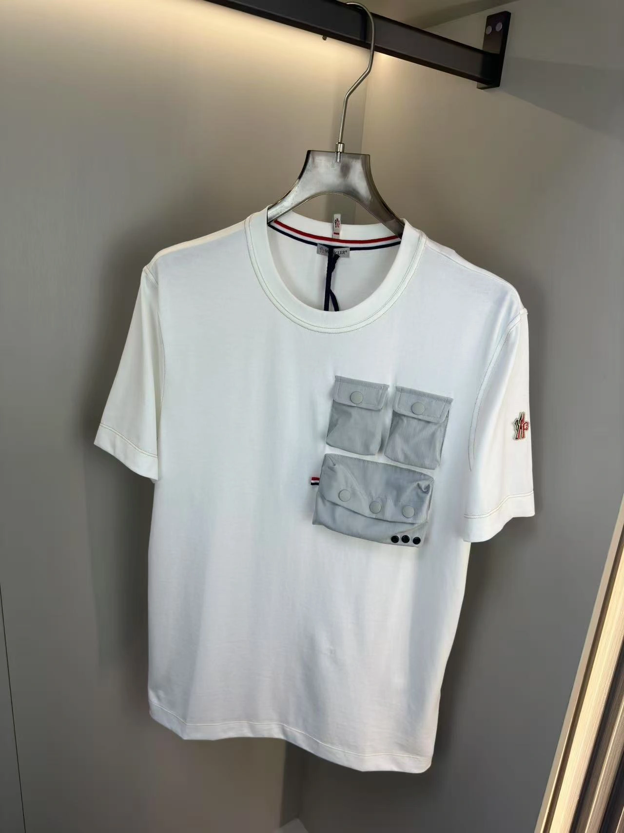 wg.luxury-- 7o9385r 2025ss T 2colour item:E-F409E1511-2